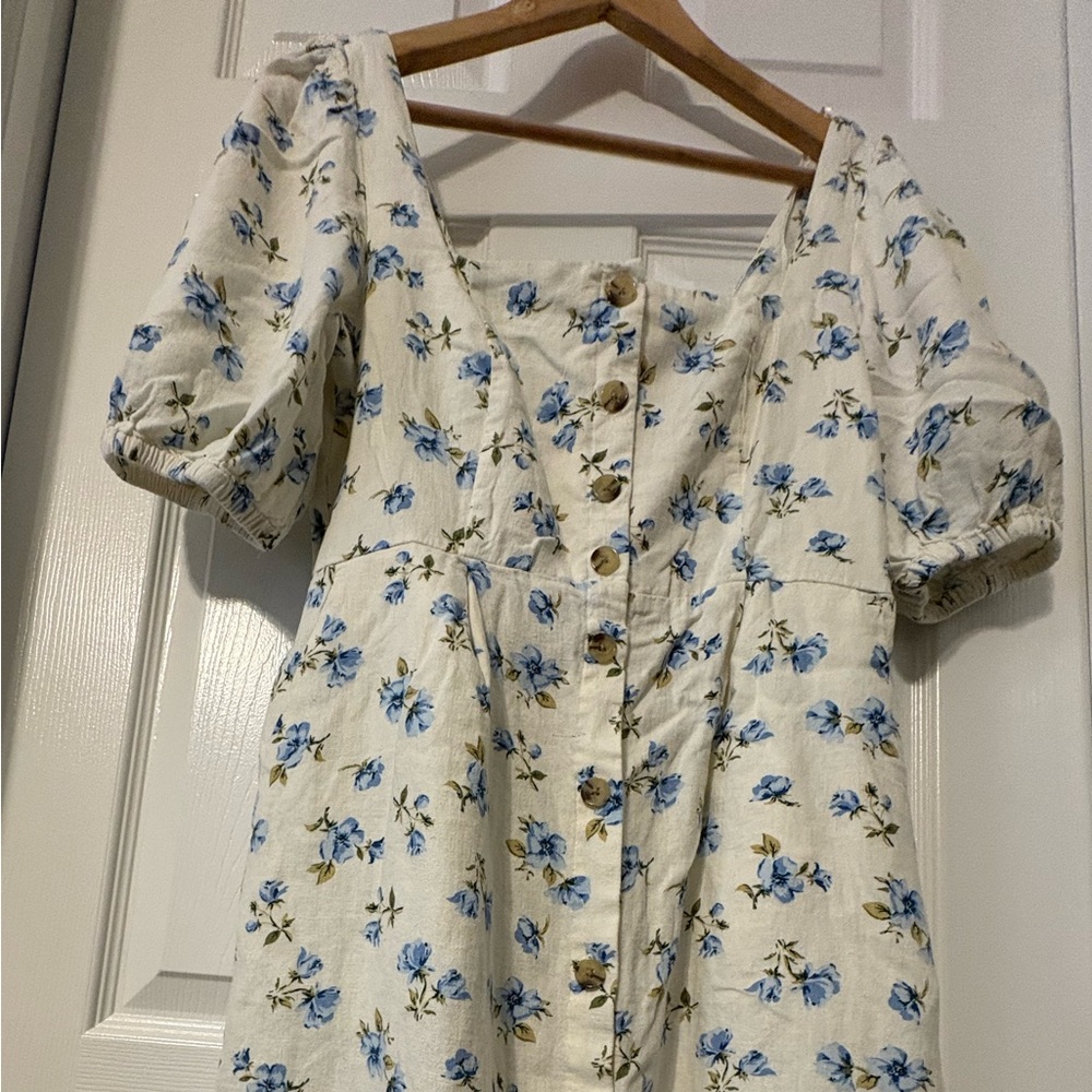 Old Navy Blue Floral Maternity Dress
